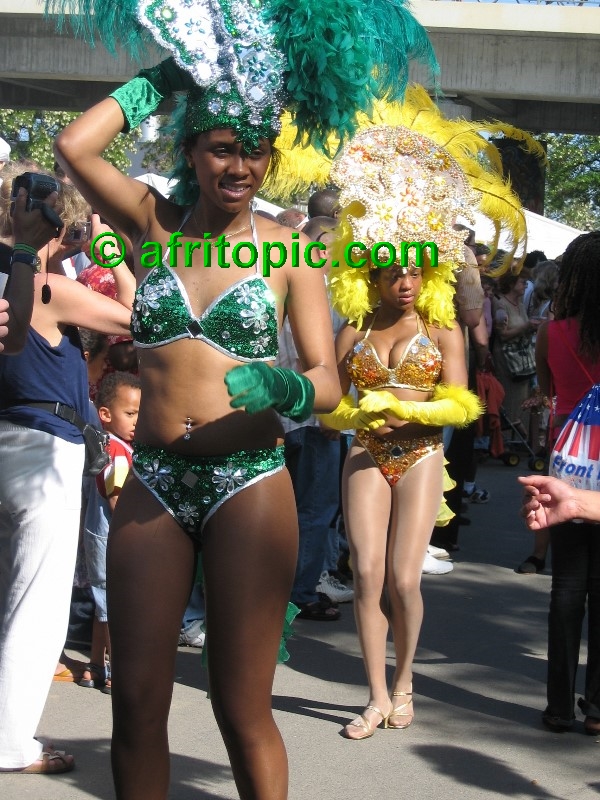 ../Images/AfricaFestival-27-28May05 063.jpg